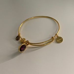 Gold bracelet